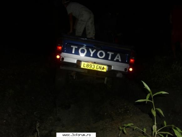 toyota cu 4x4 sub clar de luna (spre jgheaburi) - part ii