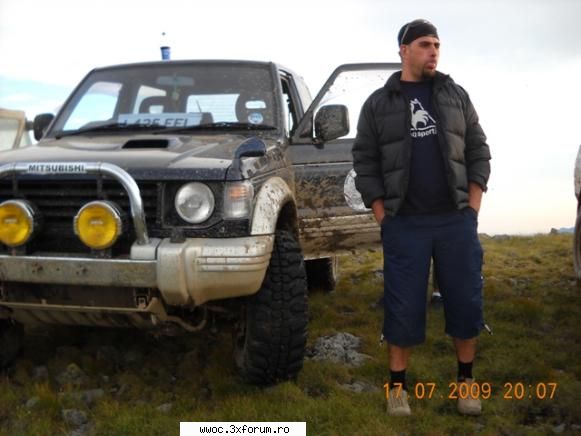 - Weekend in golul alpin! - Si eu, la fel! Scoteam limba la misto - Intalniri la sfarsit de saptamana