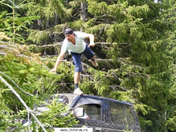 - Weekend in golul alpin! - Oare ce e acolo jos? - Intalniri la sfarsit de saptamana