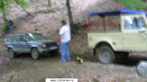 jimny, asia, atv-urile, cherokee si m461 au continuat drumul, efectuand o bucla completa, iar