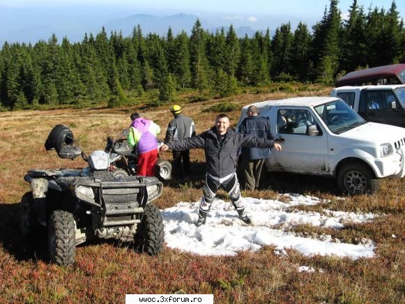 A urcat cineva cu 4X4 pe Folea ? - urme ale primei zapezi. Ne aflam in - Intalniri la sfarsit de saptamana