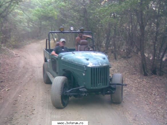 Gaz 69 modificat - "Cameleonul" - A urmat lucrul la caroserie, care era atat de - Prezentare masini
