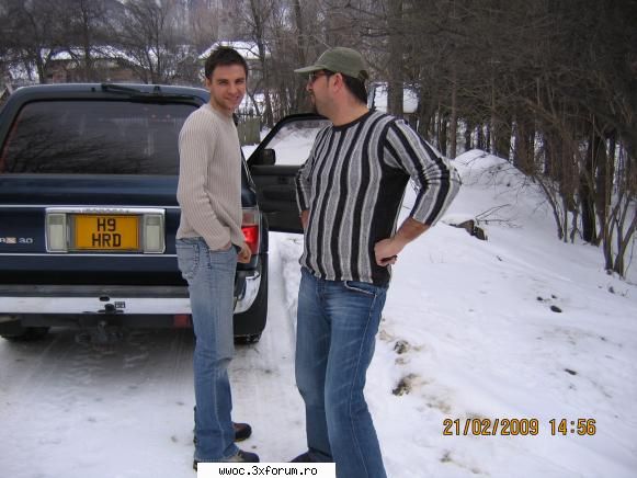 L200 & Hilux Surf - - oldcarsmaniac - Intalniri la sfarsit de saptamana