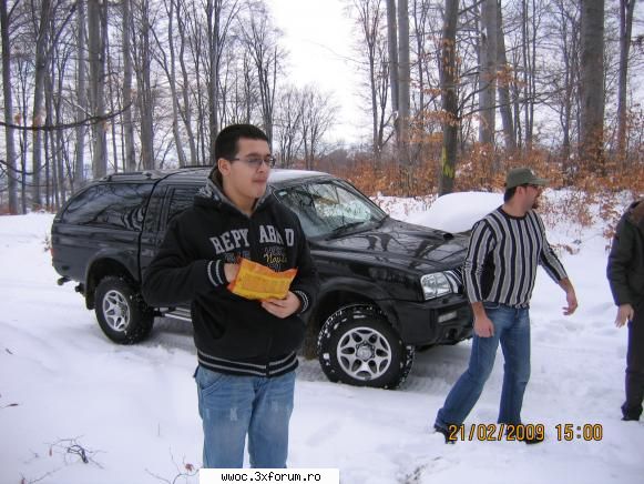 L200 & Hilux Surf - - oldcarsmaniac - Intalniri la sfarsit de saptamana