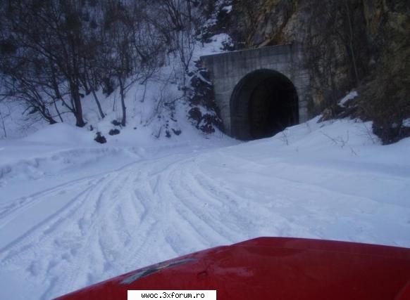 La Cheia - sus ..sus ..la intrarea in tunel - Intalniri la sfarsit de saptamana