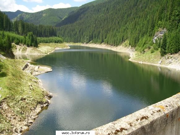 Lacul Galbenu (1304 m) - Cateva date despre Lacul Galbenu: Tip zona - Intalniri la sfarsit de saptamana