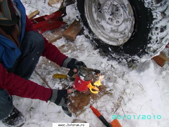 Nu mai iese nimeni...la zapada.....!!!??????? - cu lampa pe gaz - Intalniri la sfarsit de saptamana