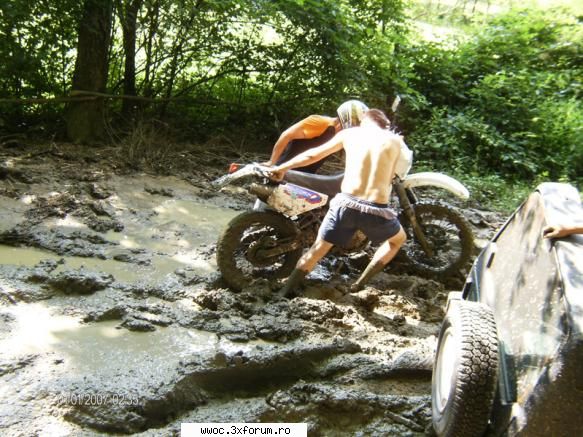 OZ off-road - si DR'ul a incercat sa treaca si cu putin ajutor - Intalniri la sfarsit de saptamana