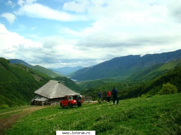 Offroad sau plimbare?!? - peisajul de la stana din munte - Intalniri la sfarsit de saptamana