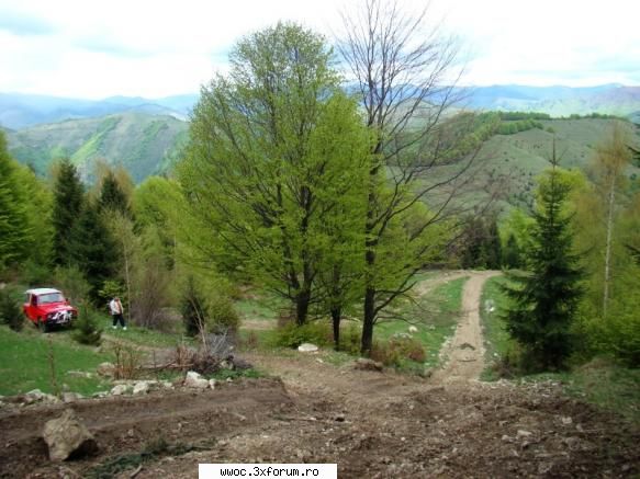 Offroad sau plimbare?!? - drumul urca si mai sus - Intalniri la sfarsit de saptamana