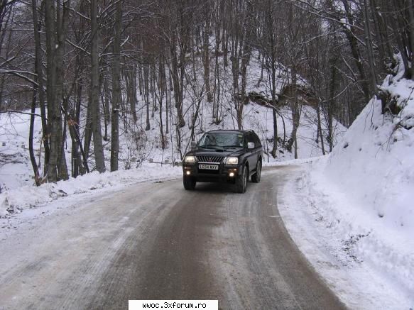 Un scurt drum la Frasinei - Tulburata doar de zgomotul motorului - Intalniri la sfarsit de saptamana