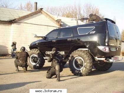 ......... vepr...... commander cataloghez strangerea de poze funny si ciudate ca hobi!!!
